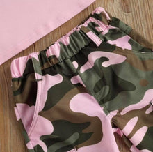 Load image into Gallery viewer, Blessed Pink Camo Jogging Set
