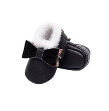 Load image into Gallery viewer, Glitter Bow Moccasin Shoes
