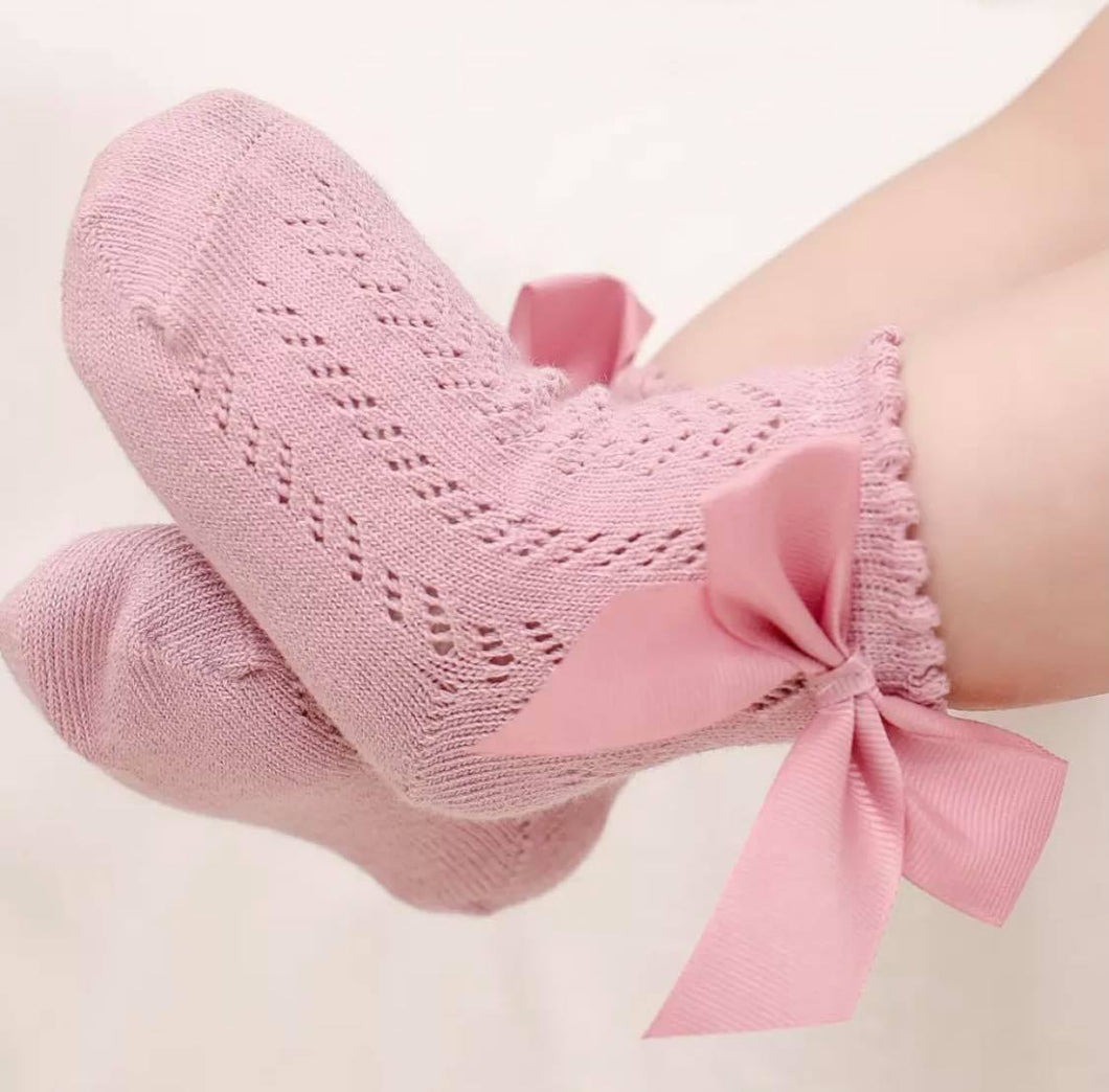 Girl's Textured Cotton Socks w/Bow-Dark Pink