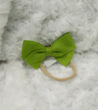 Load image into Gallery viewer, Felt Bow Nylon Headbands
