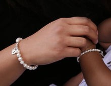 Load image into Gallery viewer, Mom &amp; Me Freshwater Pearl Key to My Heart Bracelet Set
