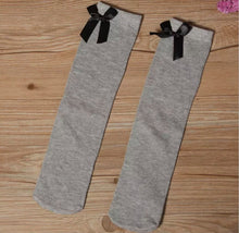 Load image into Gallery viewer, Cotton Knee Socks w/Satin Bow
