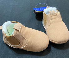Load image into Gallery viewer, Infant Faux Suede Moccasins
