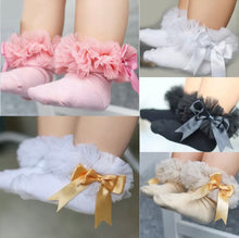 Load image into Gallery viewer, Tulle Ruffled Socks
